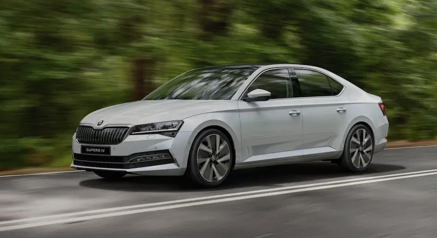 The Skoda Superb Plug-In Hybrid Hatch: The Complete Guide For The